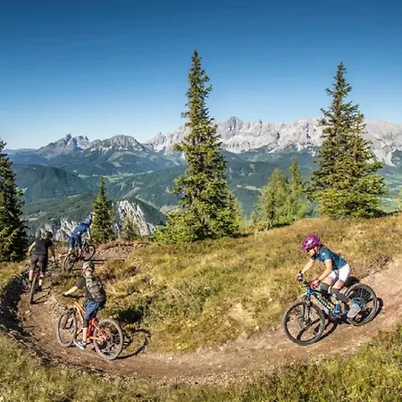 Deluxe Gries Nina 아파트